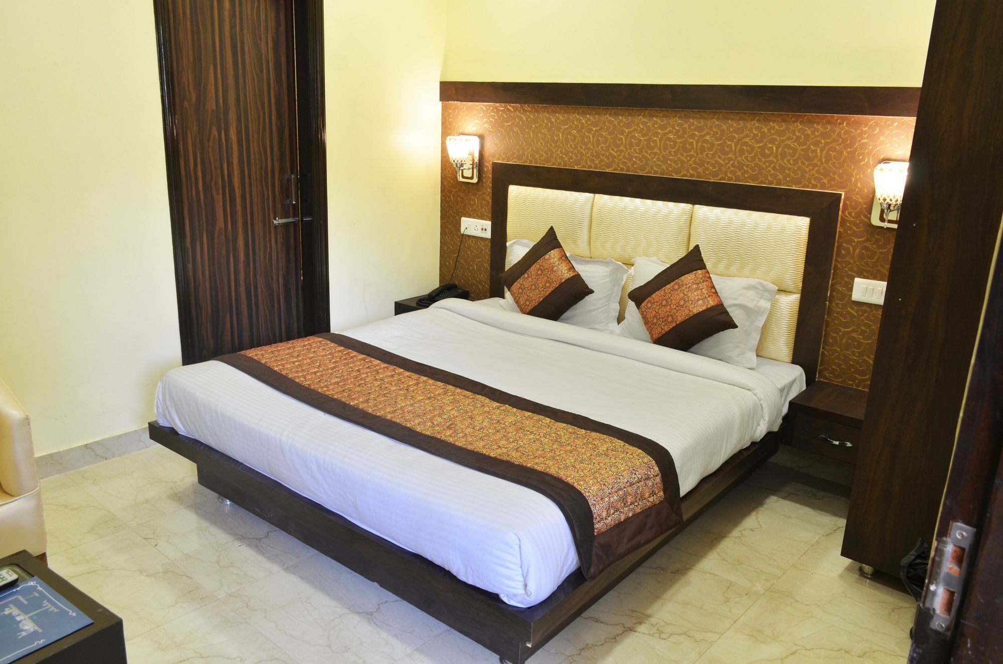 Oyo 7447 Grand Park Otel Amritsar Dış mekan fotoğraf
